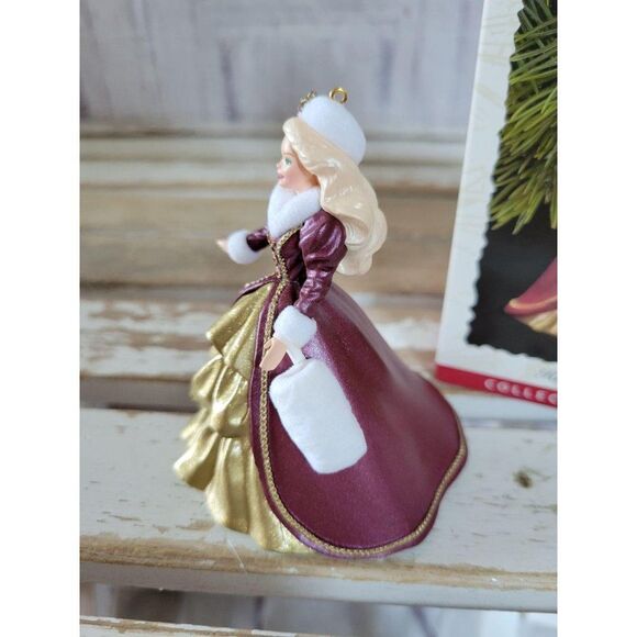 Hallmark Holiday Barbie 1996 4th ornament Xmas hol - Picture 3 of 6